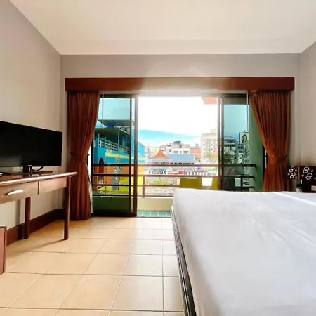 C & N Hotel Patong, Phuket Exterior photo