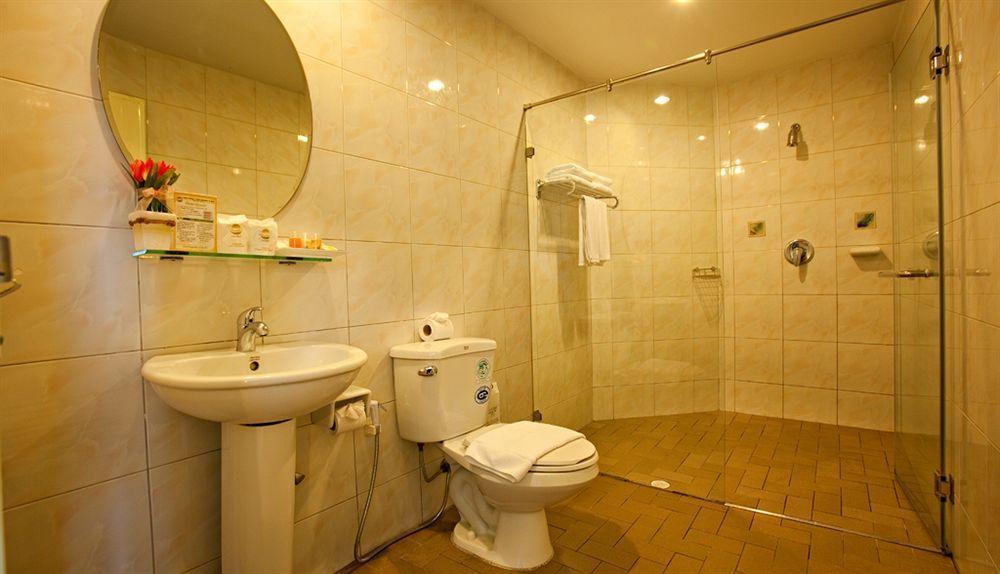 C & N Patong, Phuket 酒店 3*